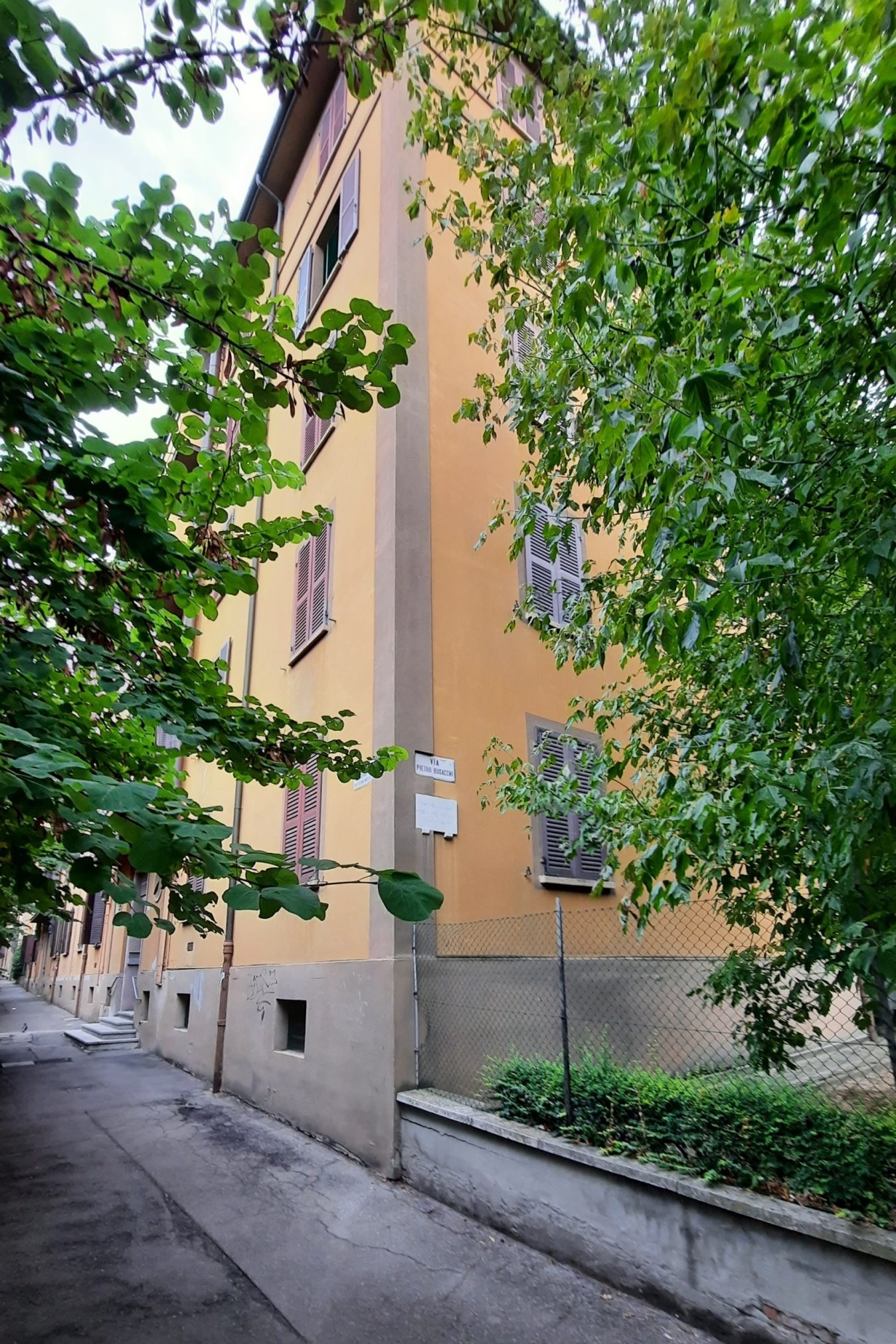 Pietro Busacchi's memorial tablet, Bologna - 01.jpg